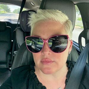 Meet your Posher, Trish